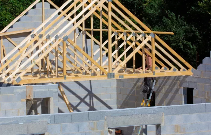 Installation de charpente en bois au Cannet