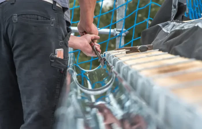 Installation de gouttières au Cannet